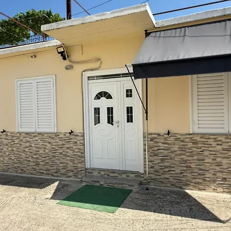 Apartament Lindita *