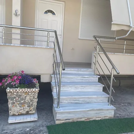 Lindita Apartament *